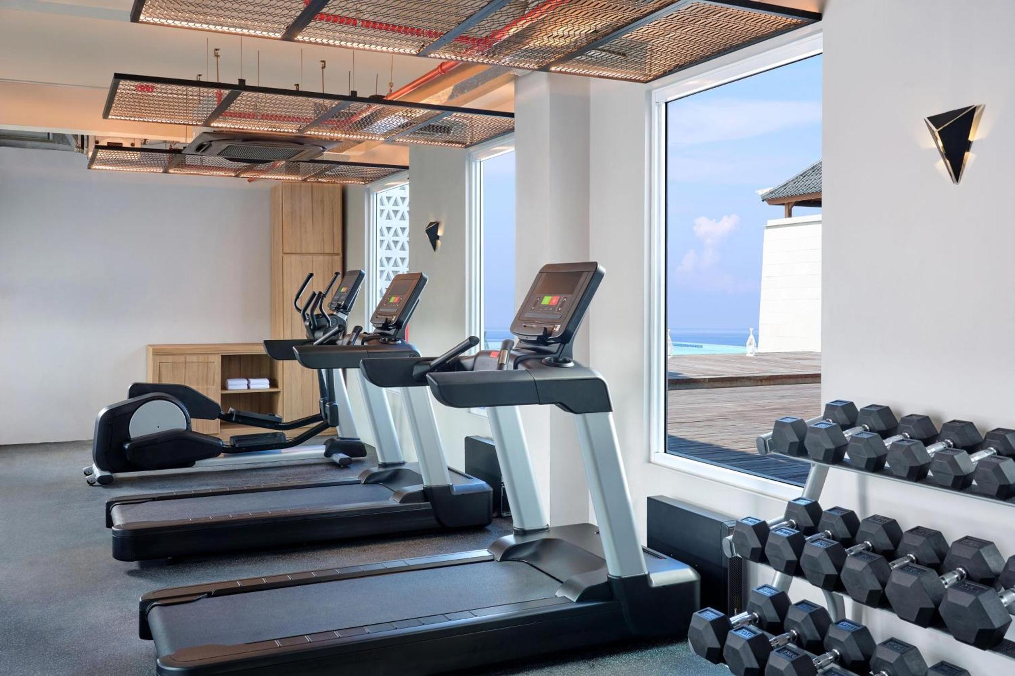 Готель Aloft Bali Seminyak Екстер'єр фото